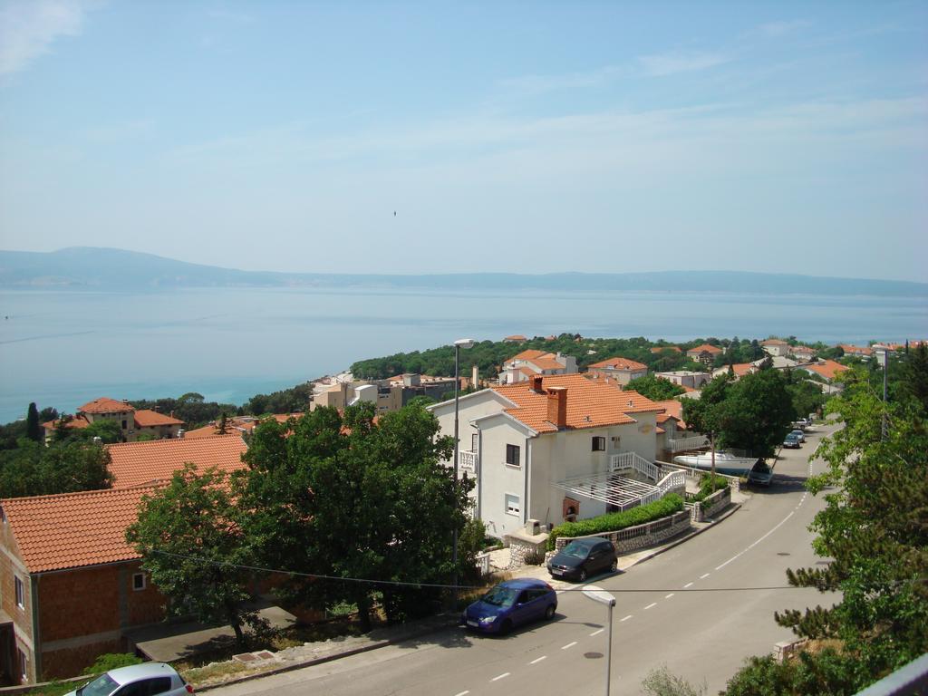 Apartments Klara Novi Vinodolski Bagian luar foto